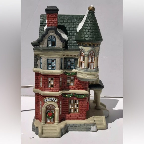 Vintage Fine Porcelain Christmas Village Restaurant 6" x 6" Lighted Ps2 - Picture 4 of 8
